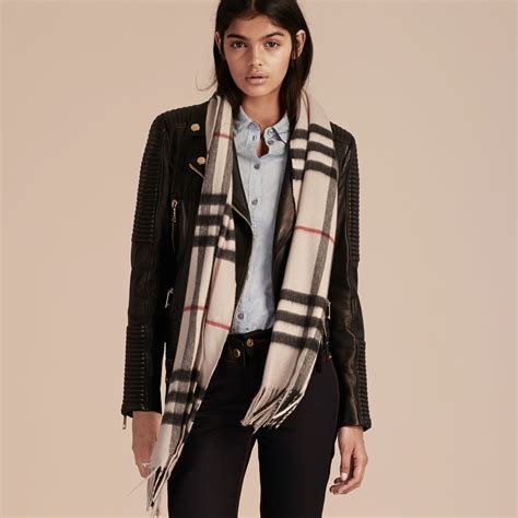 burberry scarf ladies